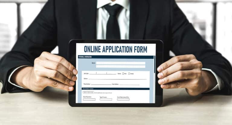 Pré-demande Carte d’Identité : Simplifier Votre Démarche Administrative avec Web Auto Démarches