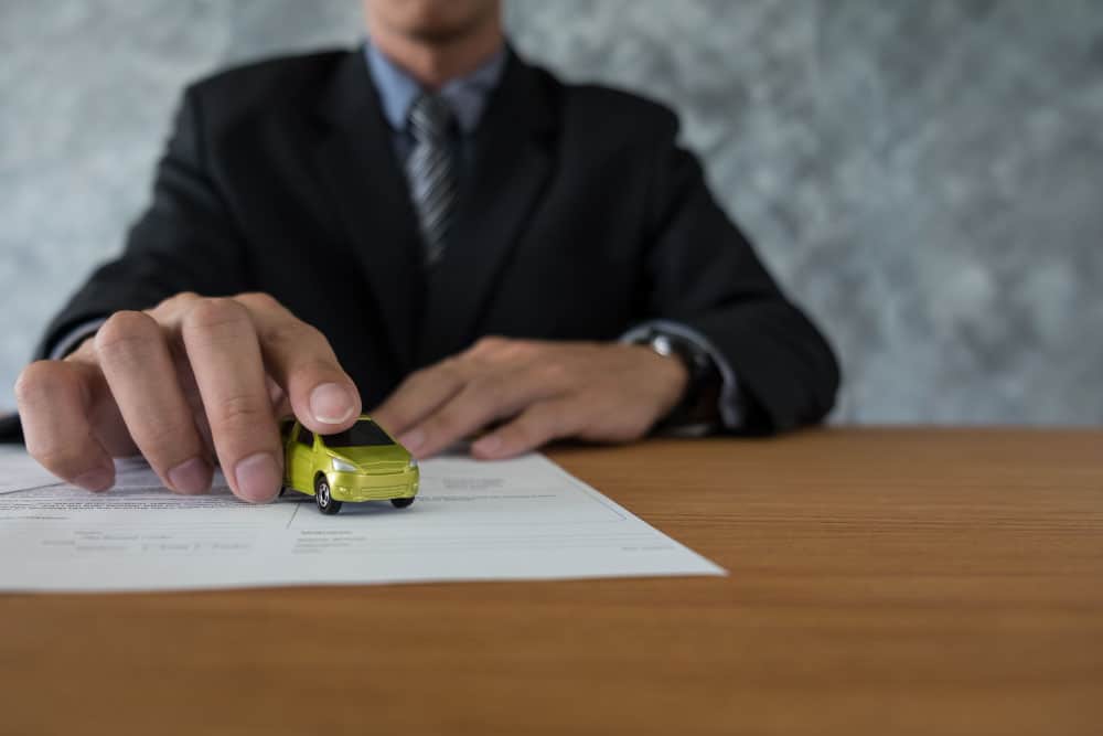 Changement de nom carte grise entre membres d’une même famille : procédure et erreurs à éviter 1 Changement de nom carte grise entre membres d’une même famille procédure et erreurs à éviter