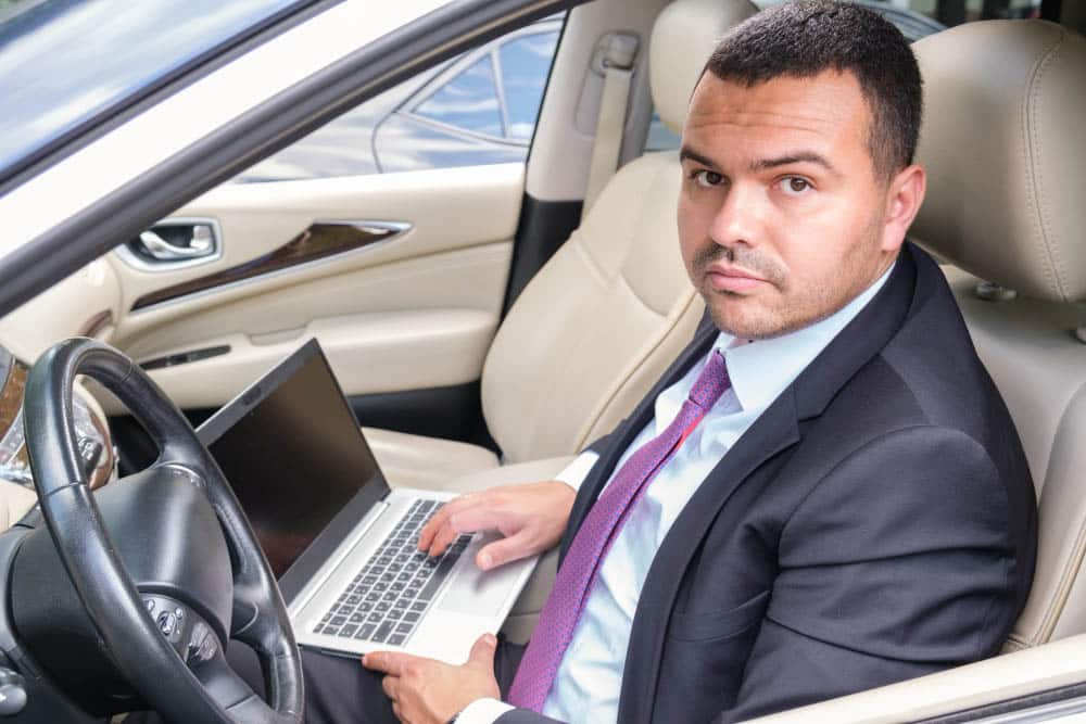 Permis international rapide : demande en ligne, procédure et délais d’obtention 3 Pourquoi choisir WebAutoDemarches pour votre permis international rapide