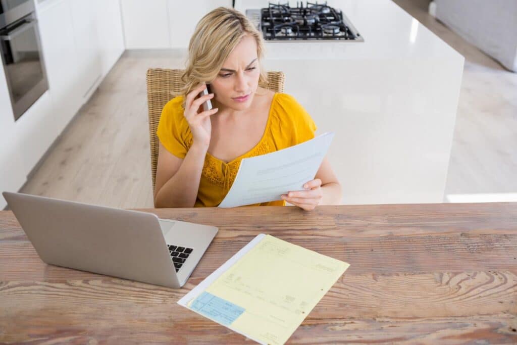 Changement d’adresse de carte grise : quelles conséquences sur les amendes ? 2 Changement d’adresse et amende : pourquoi une majoration peut-elle s’appliquer ?