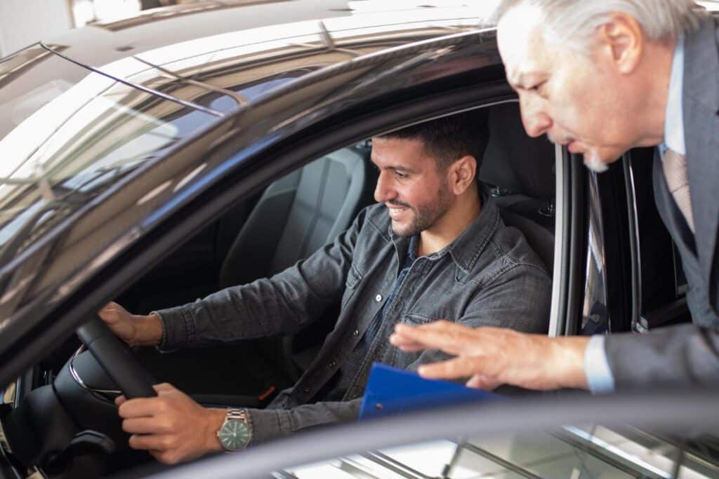 Récupération des points du permis : délais automatiques et stages 2 Stage de récupération de points : comment ça fonctionne pour récupérer rapidement des points sur son permis ?